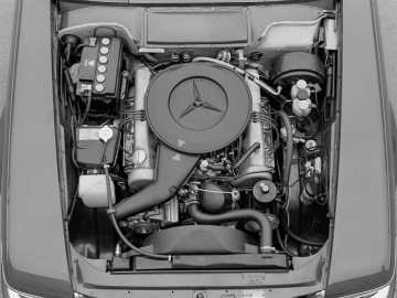 50. urodziny Mercedesa SL serii R 107